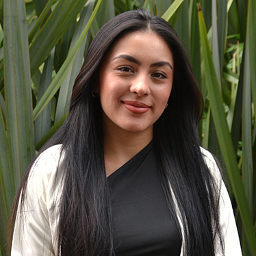 derly-perez.jpg