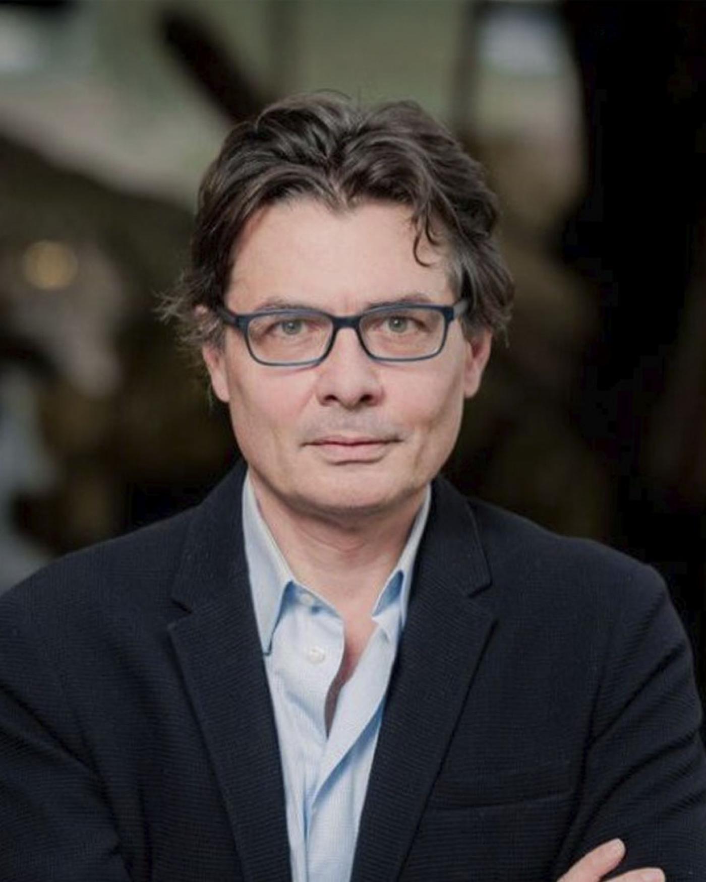 ALEJANDRO GAVIRIA.jpg